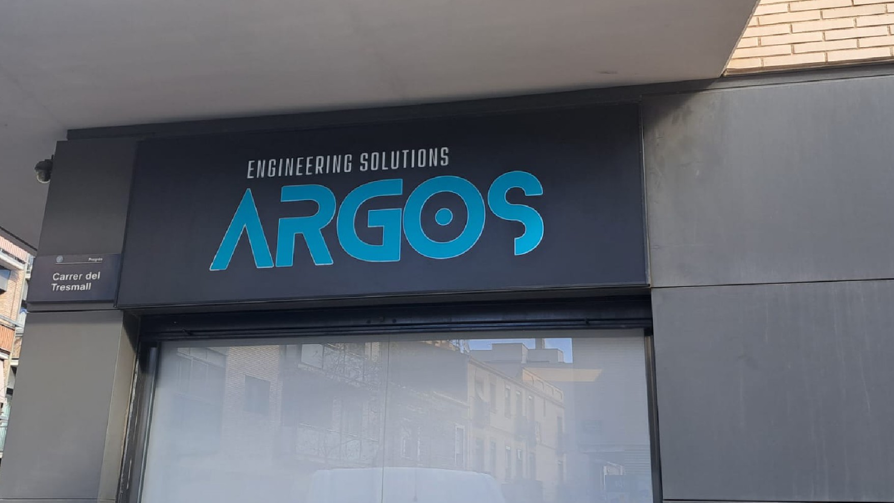 Rótulo luminoso Argos — Rótulos Avanti
